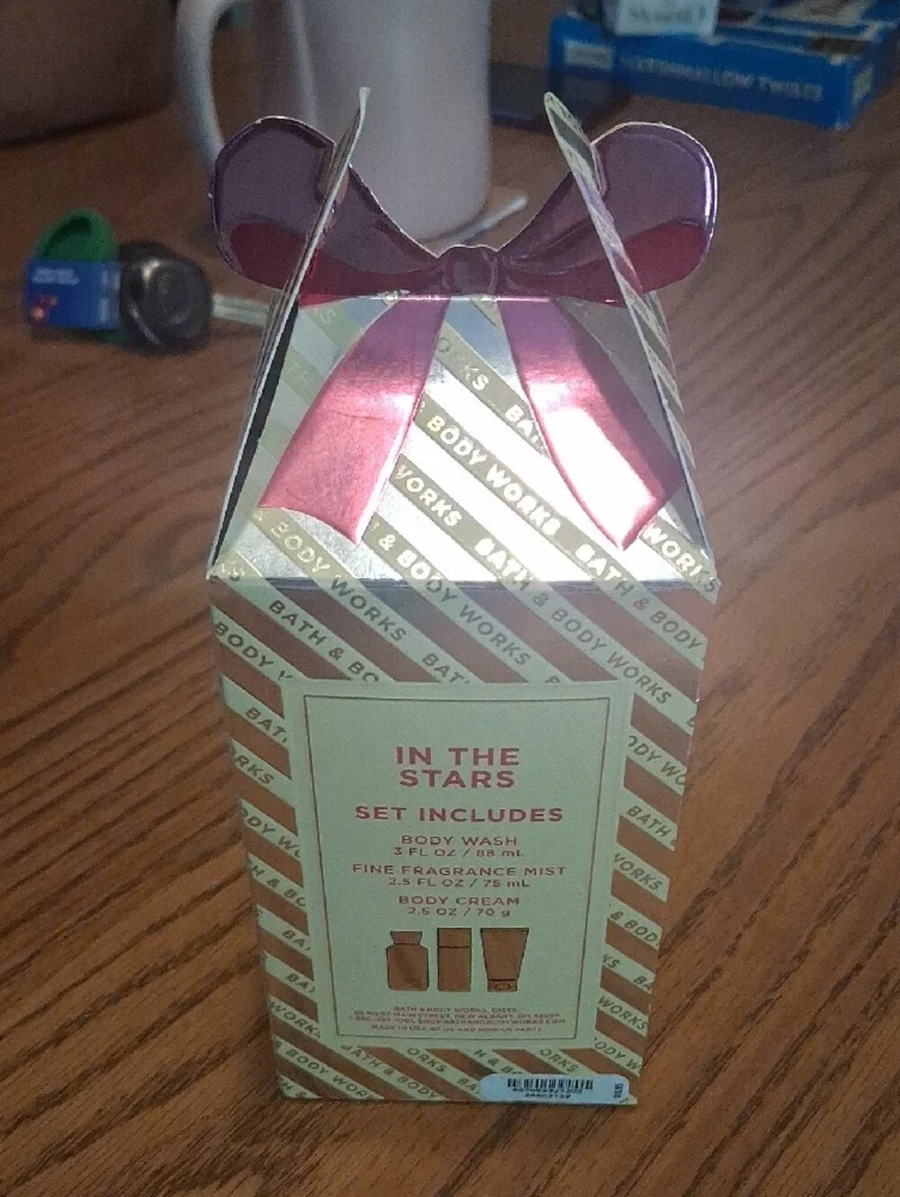 Bath & Body Works Gold and Red 'In The Stars' Gift Set